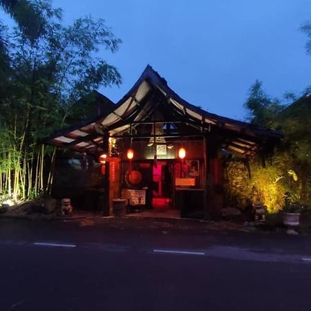 The Secret Sanctuary Boutique Cottage Kuching Eksteriør billede