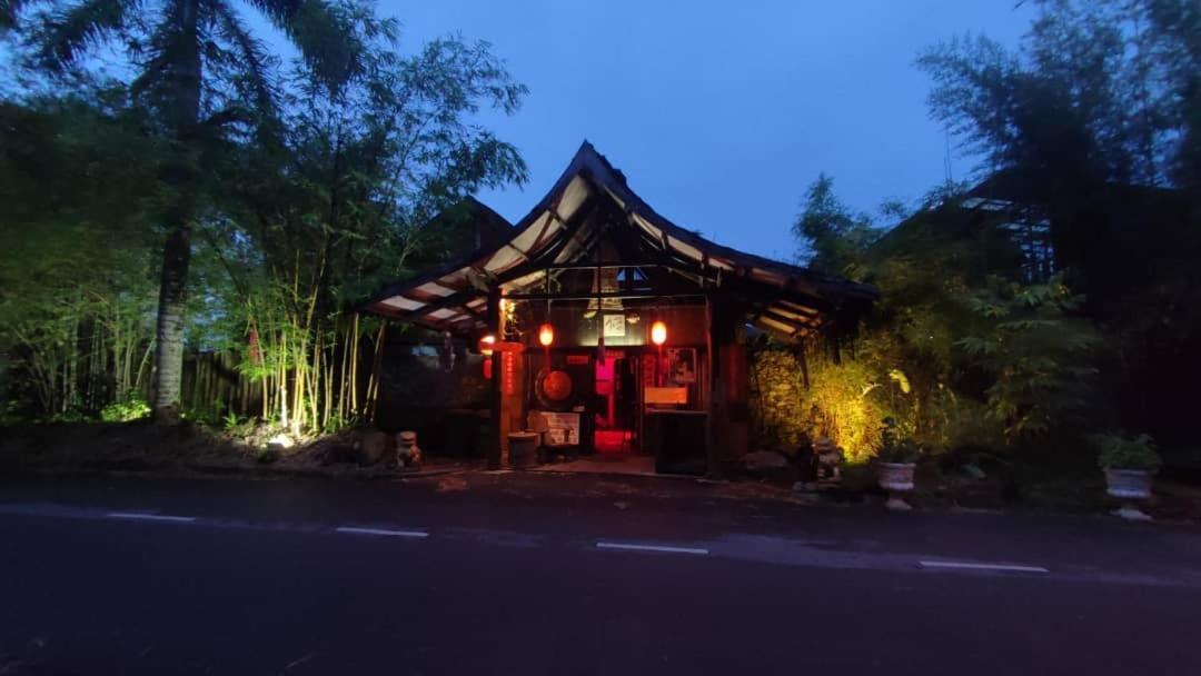 The Secret Sanctuary Boutique Cottage Kuching Eksteriør billede